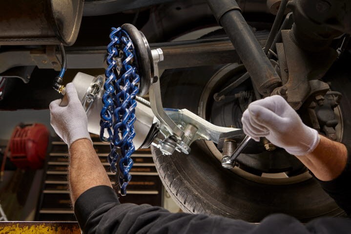 Onspot mechanic adjusting cylinder