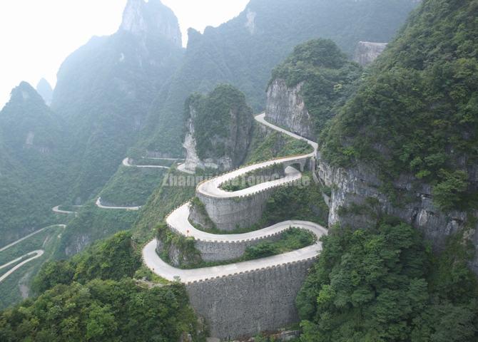 Tianmen Mountain Road
